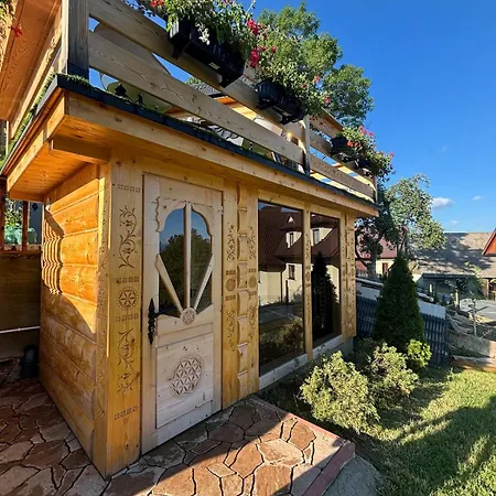 Apartament 33 *