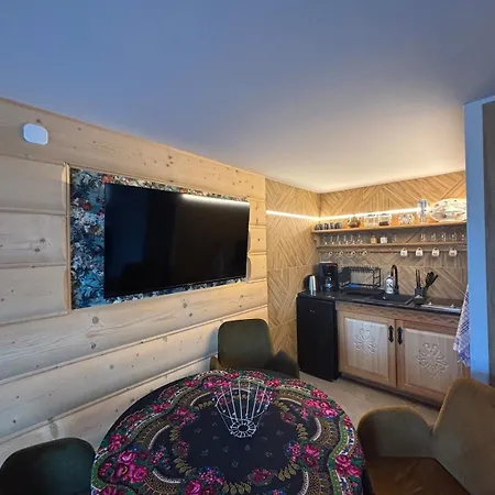 Apartament 33